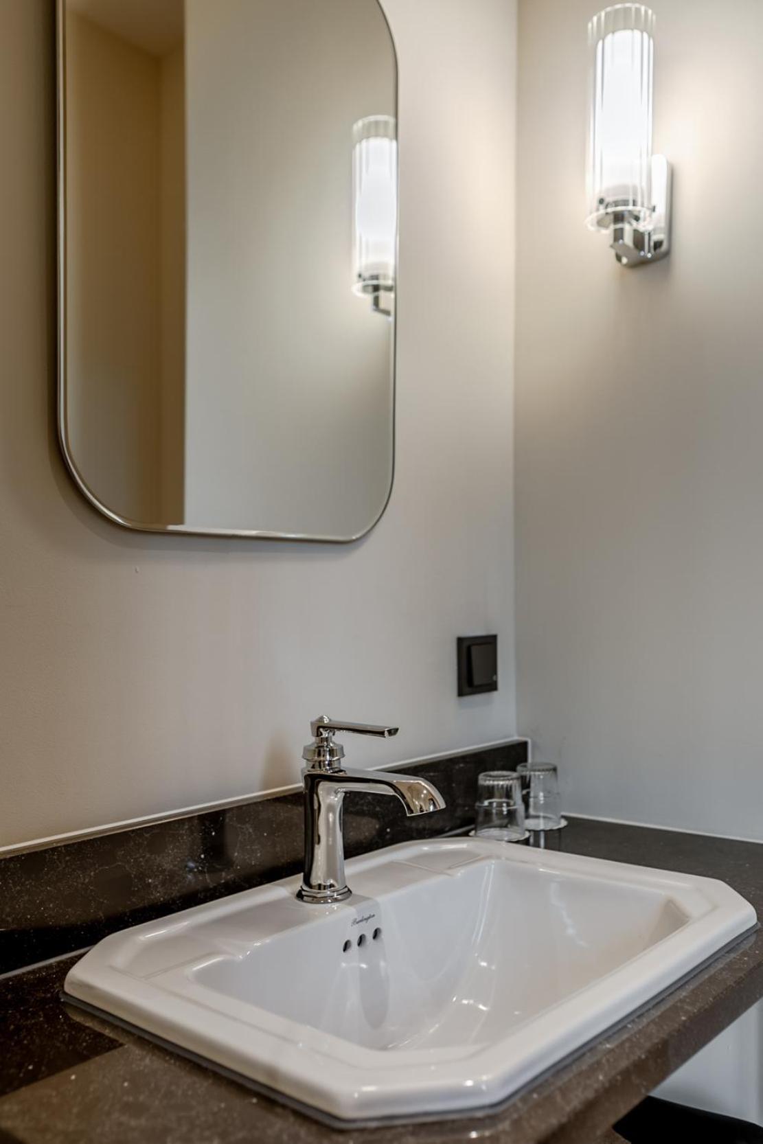 Metzlr House Hotel Haarlem Ngoại thất bức ảnh